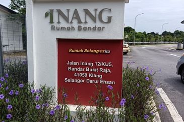 Klang - Bandar Bukit Raja - Inang Rumah Bandar - Townhouse - Upper Level - To Let