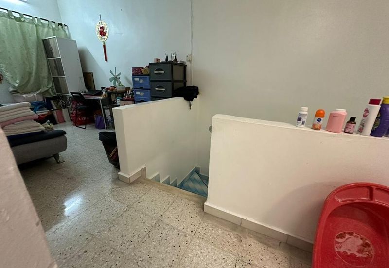 Klang - Taman Klang Utama - 2 storey Intermediate House - For Sales