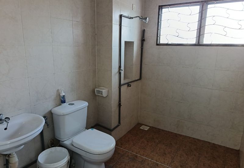 2 storey Semi-D Cluster Corner - Jalan Aman Perdana 6H/KU5 - Taman Aman Perdana - Klang