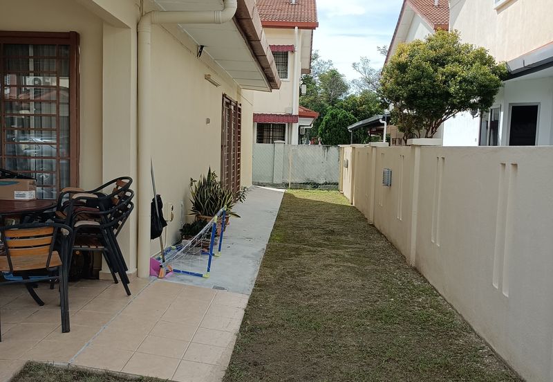 Bukit Rimau - Kemuning Greenhill 2 - 2 storey endlot - Quiet and Friendly Neighborhood - For Sales