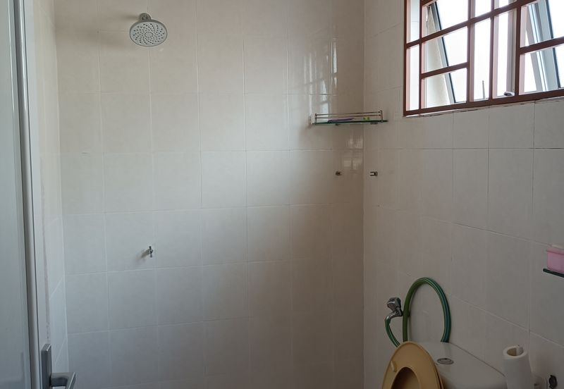 Bukit Rimau - Kemuning Greenhill 2 - 2 storey endlot - Quiet and Friendly Neighborhood - For Sales