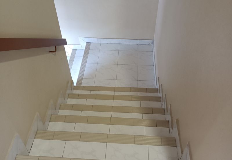 Bukit Rimau - Kemuning Greenhill 2 - 2 storey endlot - Quiet and Friendly Neighborhood - For Sales