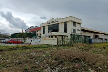 Klang - Jalan Meru - Agriculture Land - zoning for Industrial - For Sales