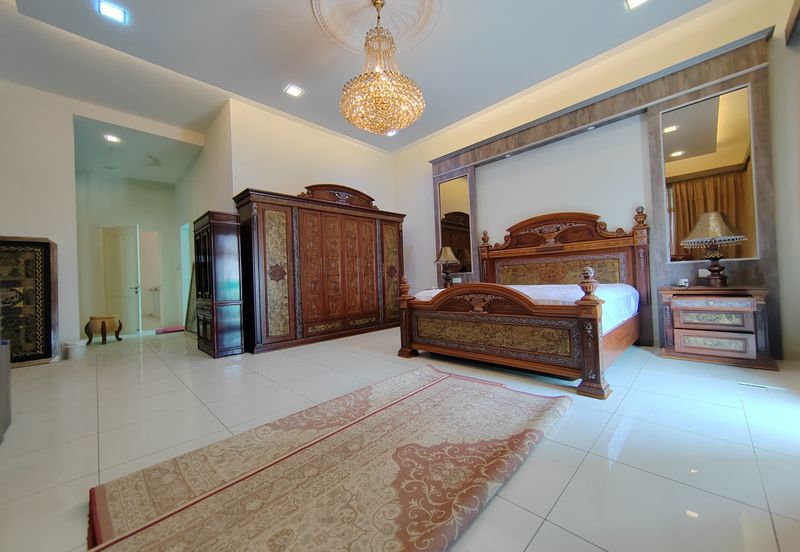 Taman Saujana Heights