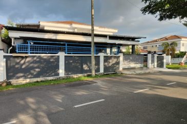 Klang - Meru Batu 6 - Taman Seri Mewah - Corner Semi-D - For Sales