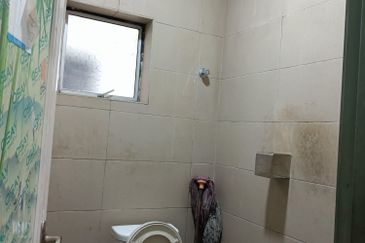 Klang - Meru Batu 6 - Taman Seri Mewah - Corner Semi-D - For Sales