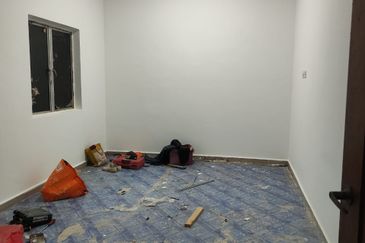 Klang - Meru Batu 6 - Taman Seri Mewah - Corner Semi-D - For Sales