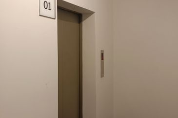 SG BULOH - SQ WHERE - 3.5 storey Retail shop office - With Lift - Walking distance to LRT