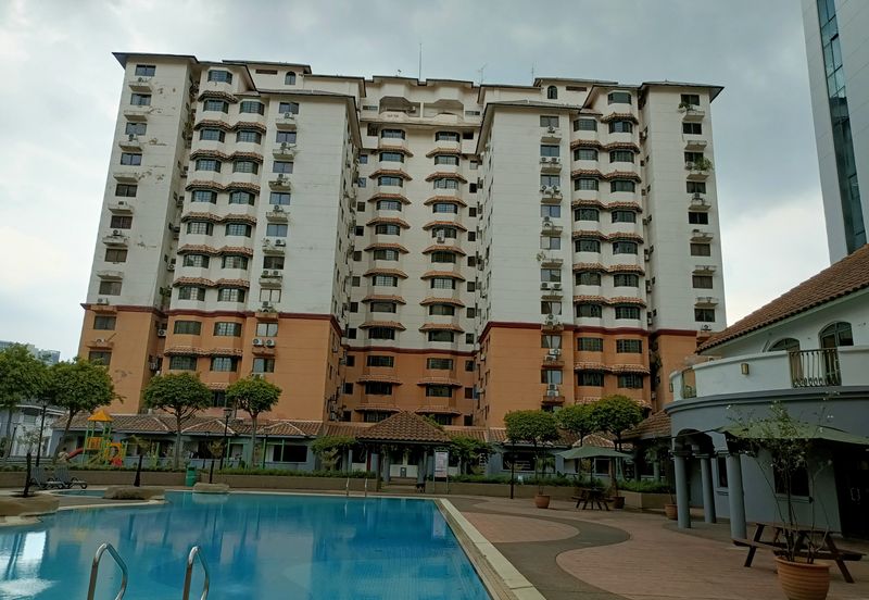 Kelana Parkview