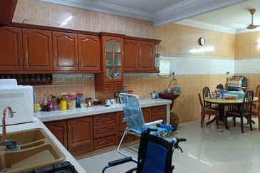 Selangor - Klang - Batu Belah - 2 storey Corner House - For Sales