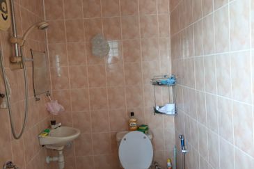 Selangor - Klang - Batu Belah - 2 storey Corner House - For Sales