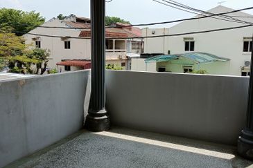 Selangor - Klang - Batu Belah - 2 storey Corner House - For Sales