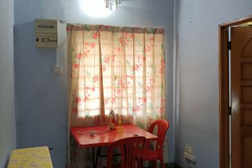 Selangor - Klang - Batu Belah - 2 storey Corner House - For Sales