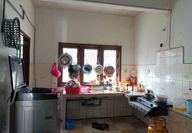 Taman Chi Liung - 2 storey intermediate house - For Sale