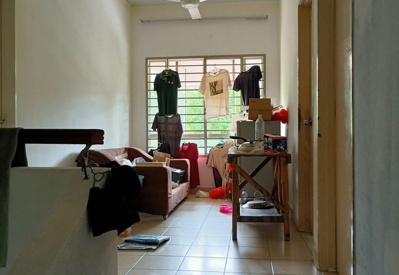 KLANG - Bandar Bukit Raja - 2 Storey Corner - Big Compound - FOR SALES