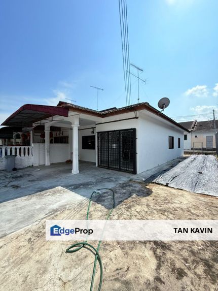 Kulai sri putri Single storey endlot partial furnish for Rent , Johor, Kulai
