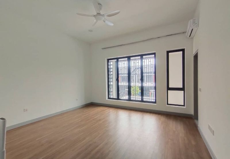 Elmina Green Three @ City of Elmina