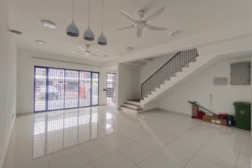 Elmina Green Three @ City of Elmina