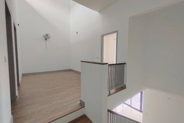 Elmina Green Three @ City of Elmina