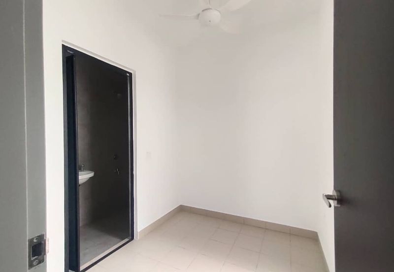 Elmina Green Three @ City of Elmina