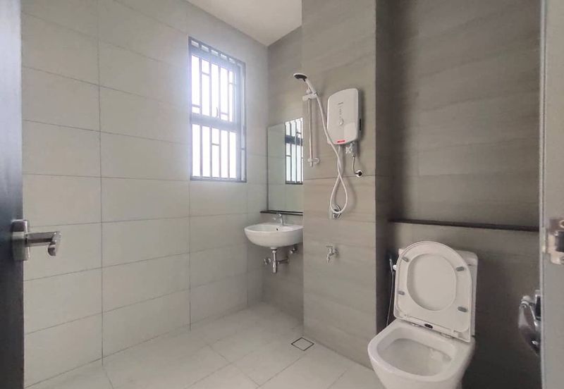 Elmina Green Three @ City of Elmina