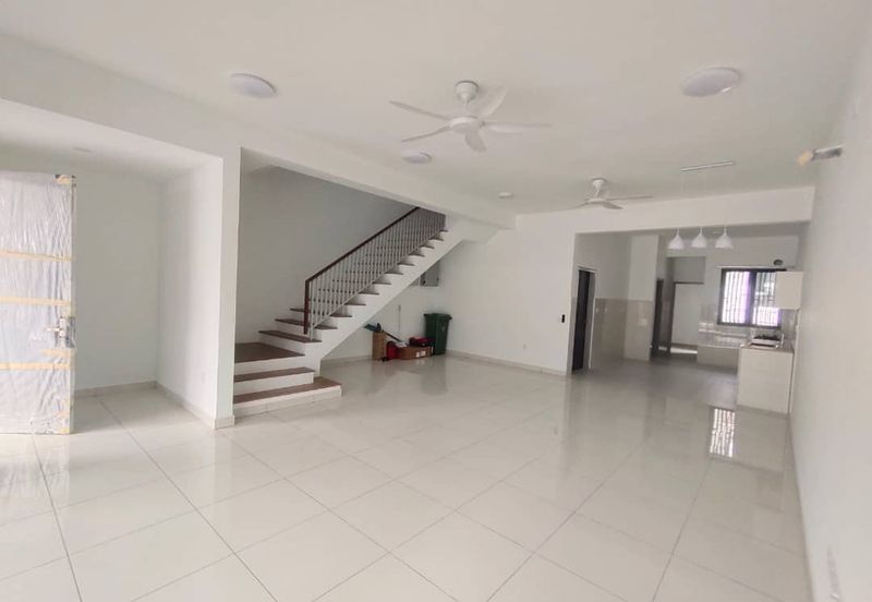 Elmina Green Three @ City of Elmina