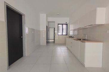 Elmina Green Three @ City of Elmina