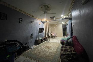 Persiaran Puncak Alam 1 