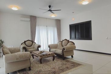 Hevea Elmina Gardens