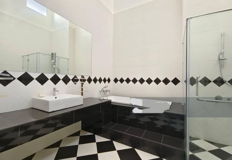 Mellowood @ Eco Majestic