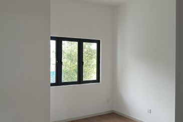 Tilia Encorp Cahaya Alam