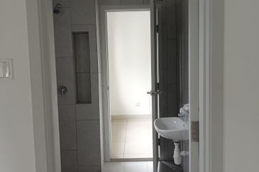 Tilia Encorp Cahaya Alam