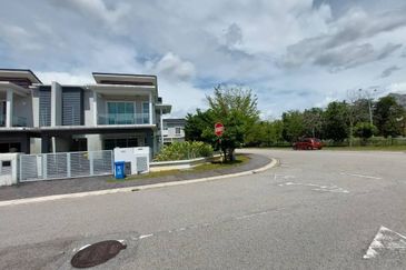 Anggun, Alam Nusantara