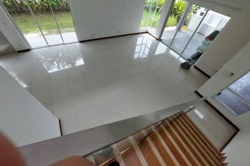 Anggun, Alam Nusantara