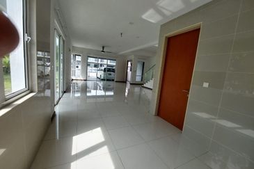 Anggun, Alam Nusantara