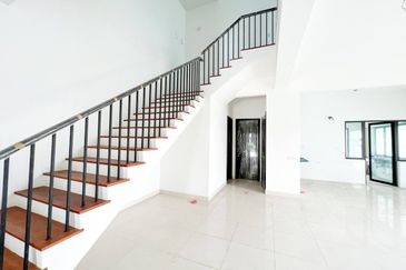 Duta Villa, Setia Alam