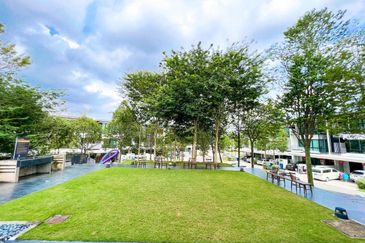 Duta Villa, Setia Alam