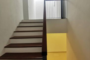 Henna Residence @ The Quartz