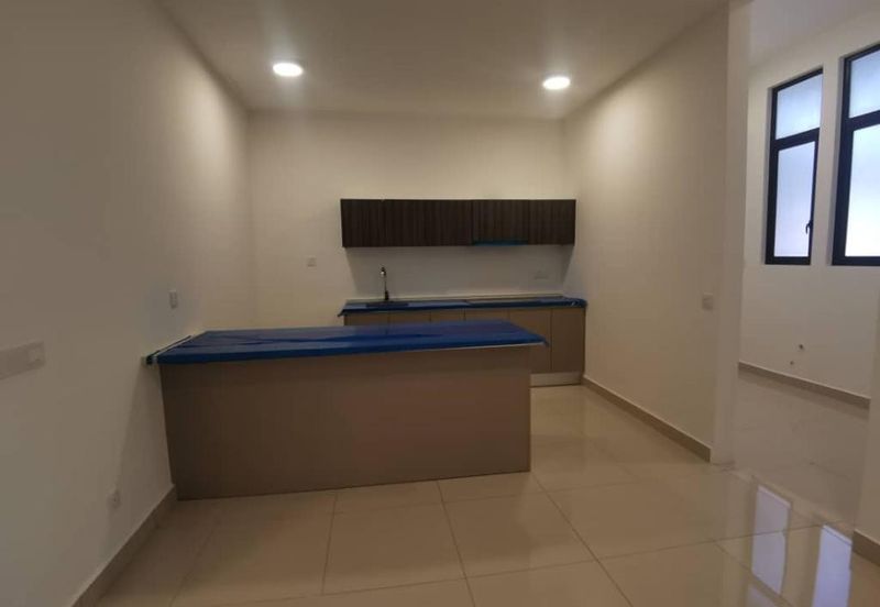 Henna Residence @ The Quartz