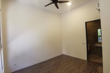 Henna Residence @ The Quartz