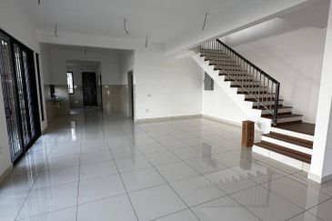 Elmina Green Three @ City of Elmina