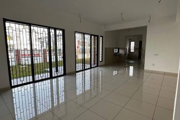 Elmina Green Three @ City of Elmina