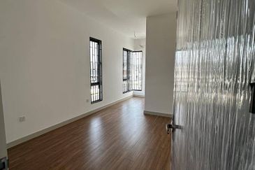 Elmina Green Three @ City of Elmina