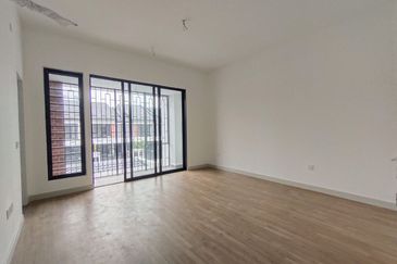 Elmina Green Three @ City of Elmina