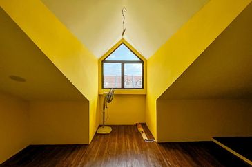 Monet Springtime @ Sunsuria City