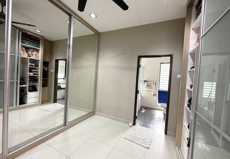 Jalan Cemara, Bandar Botanik