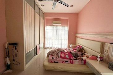 Jalan Cemara, Bandar Botanik