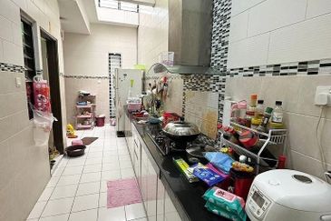 Jalan Cemara, Bandar Botanik