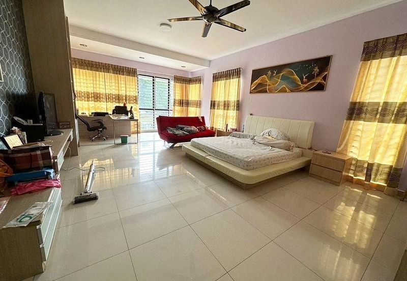 Jalan Cemara, Bandar Botanik