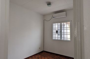 Jalan Setia Impian U13/5P